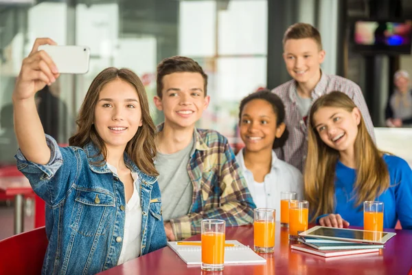 Adolescentes — Fotografia de Stock