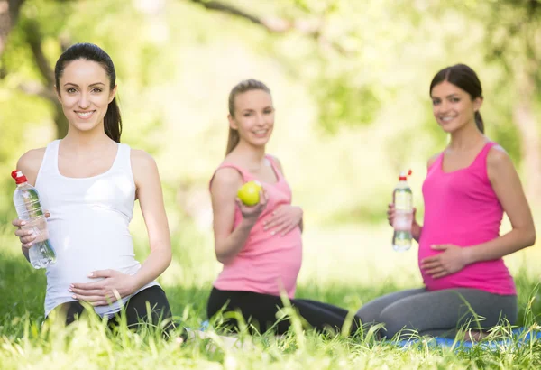 Fitness incinta — Foto Stock