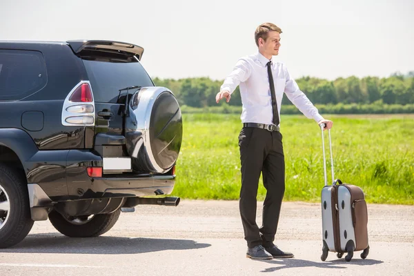 Kaputtes Auto — Stockfoto