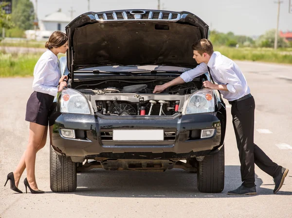 Gebroken auto — Stockfoto