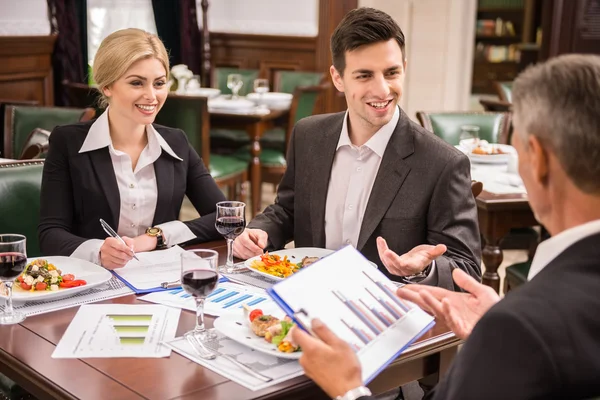 Geschäftsessen — Stockfoto