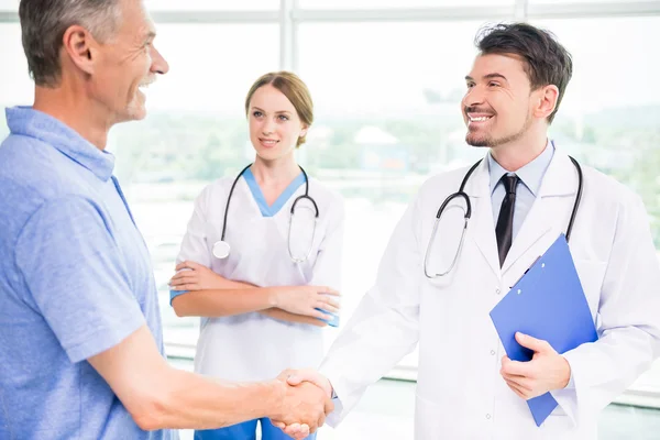 Doctor and patient — Stock Photo, Image