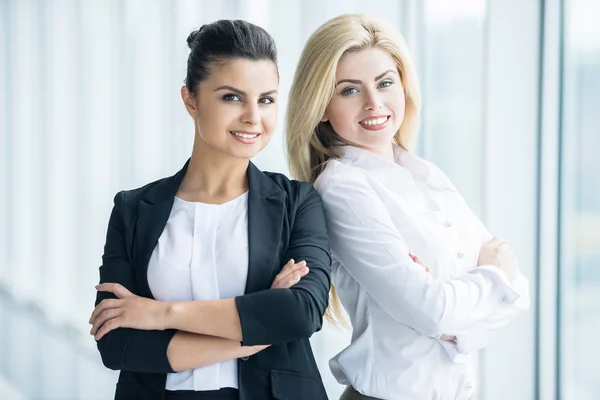 Mujeres en los negocios — Foto de Stock