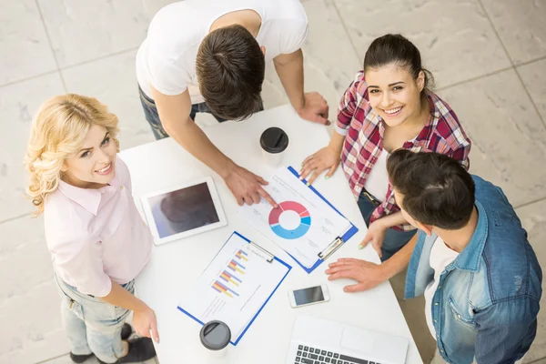 Casual de negocios — Foto de Stock