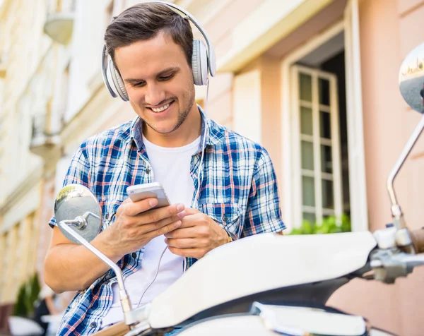 Riding on scooter — Stock Photo, Image