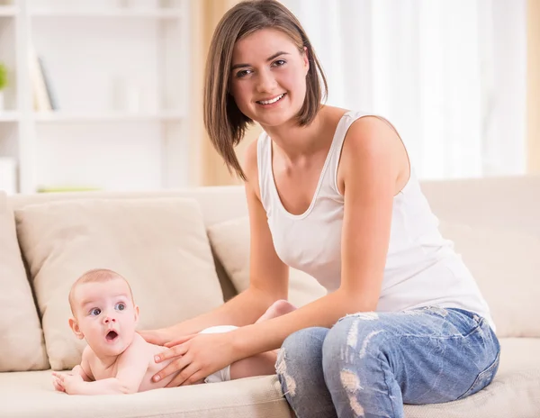 Mãe e filho — Fotografia de Stock