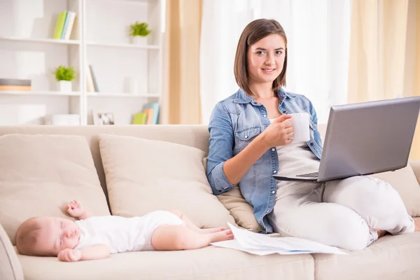 Mamma och barn — Stockfoto