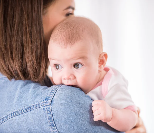 Mamá y niño — Foto de Stock