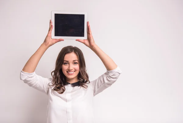 Frau mit Tablet — Stockfoto