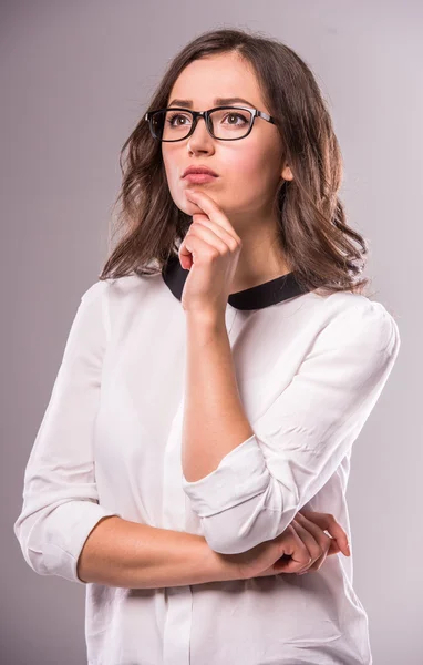 Frau mit Brille — Stockfoto