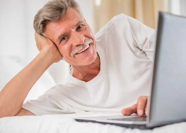 Senior man — Stock Photo, Image