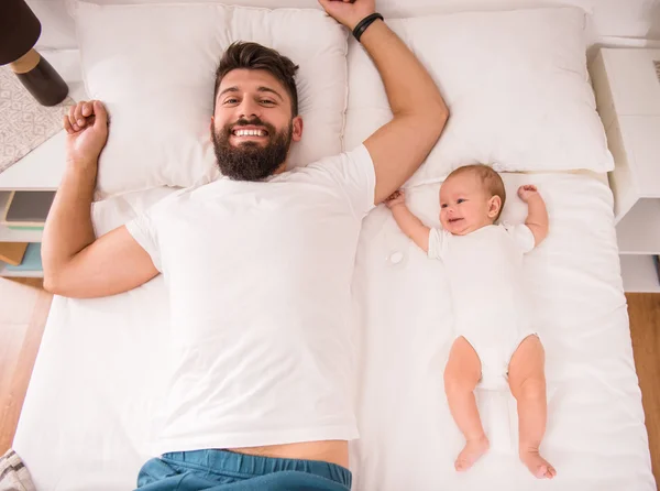 Ayah dan bayi — Stok Foto