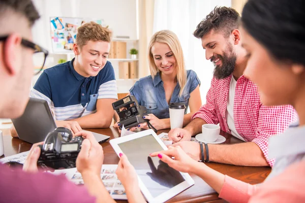 Gruppe von Menschen — Stockfoto