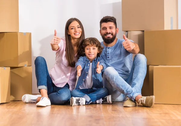 Family moving home — Stock Photo, Image