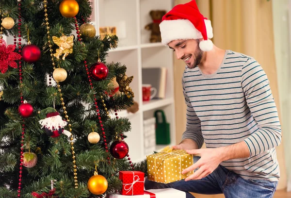 Festeggiare il Natale a casa — Foto Stock