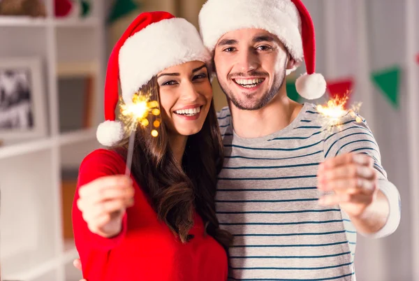 Festeggiare il Natale a casa — Foto Stock