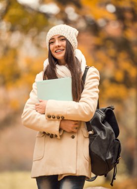 Sonbahar Parkı 'nda yürüyüş