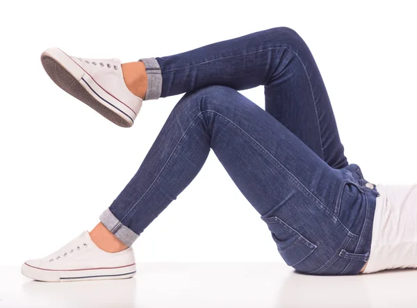 Frau mit Jeans — Stockfoto