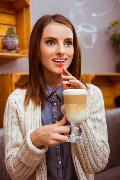 Άνθρωποι στο café — Φωτογραφία Αρχείου