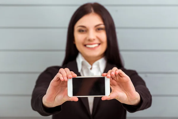 Business-Mädchen und Gadget — Stockfoto