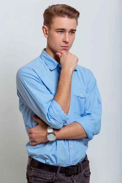 Joven empresario exitoso — Foto de Stock