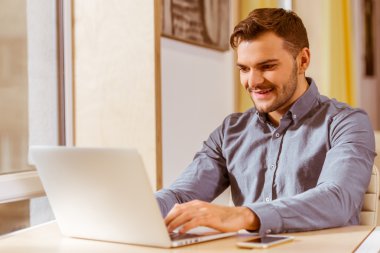 genç işadamı çalışma