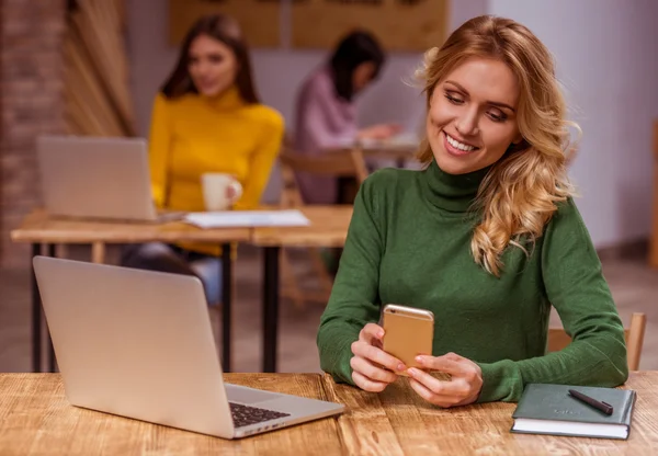 Beautiful girls in cafe — Stock Photo, Image