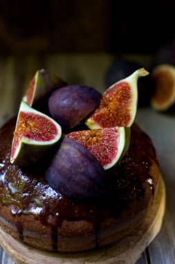 parta vintage lžíce a vidlička citron svázaný s lukem.