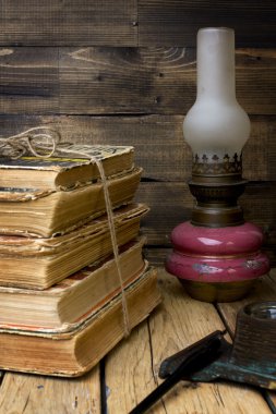 vintage gazyağı lambası