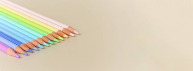 Açık arkaplana pastel renkler çizmek için bir kalem seti