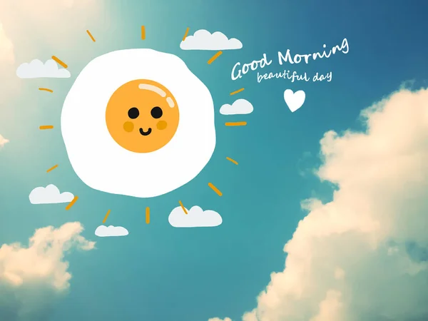 蓝色天空背景下的彩蛋太阳漫画 — 图库照片