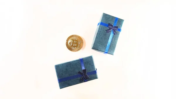 Crypto Moneta Prezent Bonus Bogactwo Inwestowanie Bitcoin Zdjęcie Górny Układ — Zdjęcie stockowe