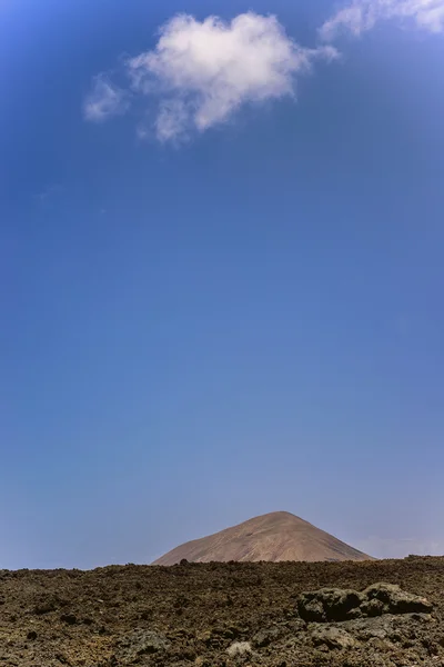 Straße zum Vulkan Caldera Blanca — Stockfoto