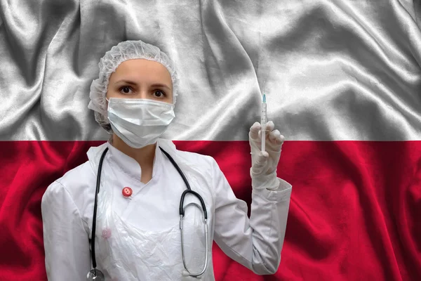 Una Joven Doctora Uniforme Médico Fondo Bandera Nacional Polonia Sostiene — Foto de Stock