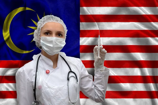 Young Woman Doctor Medical Uniform Background National Flag Malaysia Holding — Stock Photo, Image