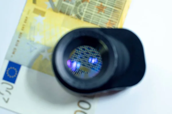 Doscientos Euros Bajo Una Lupa Textura Del Billete Bajo Una — Foto de Stock