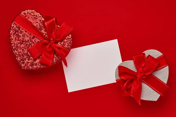 Diverse Keuzes Geschenkdoos Vorm Van Een Hart Met Een Rood — Stockfoto