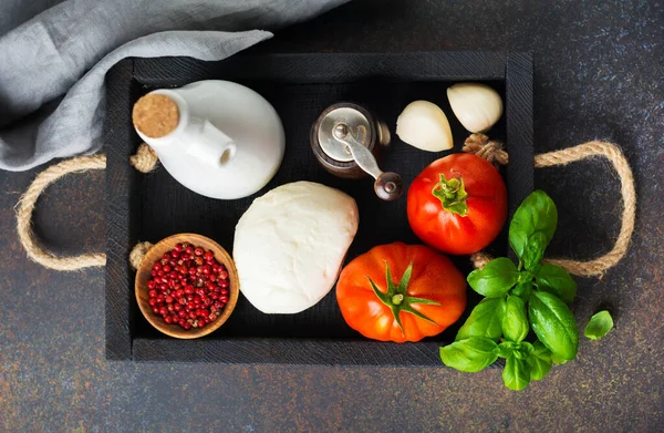 Zutaten Zum Kochen Von Traditionellem Italienischem Caprese Salat Reifen Tomaten — Stockfoto