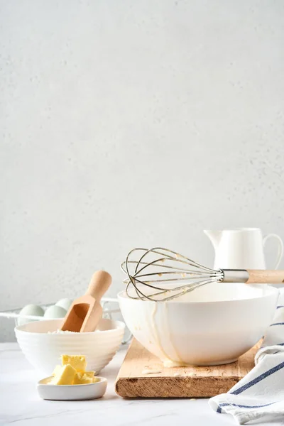 Preparación Masa Para Panqueques Caseros Para Desayuno Para Maslenitsa Ingredientes —  Fotos de Stock