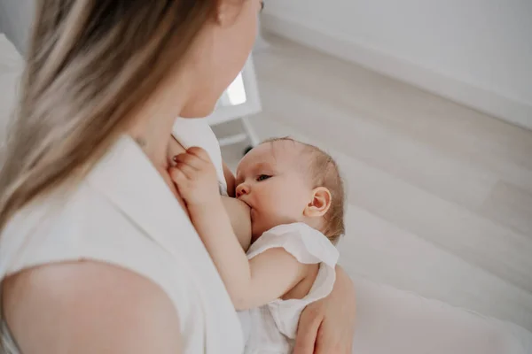 Baby Girl Sucks Her Mother Breast Breastfeeding — 스톡 사진