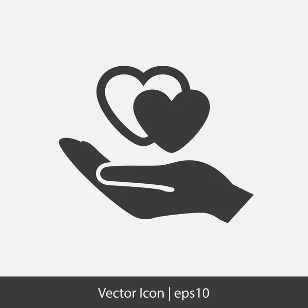 Сердце в руке — стоковый вектор