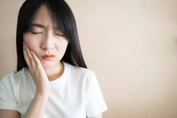 Young Asian Woman Suffering Toothache Jaw Pain Cause Painful Included — Stock Photo, Image