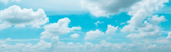 Céu Nuvem Azul Fundo Panorama Bonito Branco Brilhante Tempo Luz — Fotografia de Stock