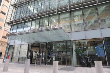 TEL AVIV, ISRAEL - 23 Kasım 2020: Tel Aviv Borsa Binası, İsrail.