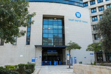 HAIFA, İSRAİL. 20 Ocak 2021. Bituach Leumi ofisi, İsrail Sosyal Sigorta Enstitüsü. Sosyal Güvenlik Ofisi.