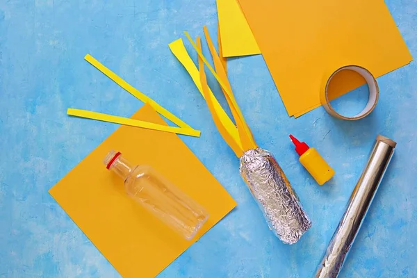 Passo Passo Produção Artesanato Infantil Para Dia Cosmonáutica Foguetes Garrafas — Fotografia de Stock