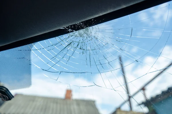 Broken Windshield Lot Cracks Small Glass Pieces Damaged Car — Stock Photo, Image