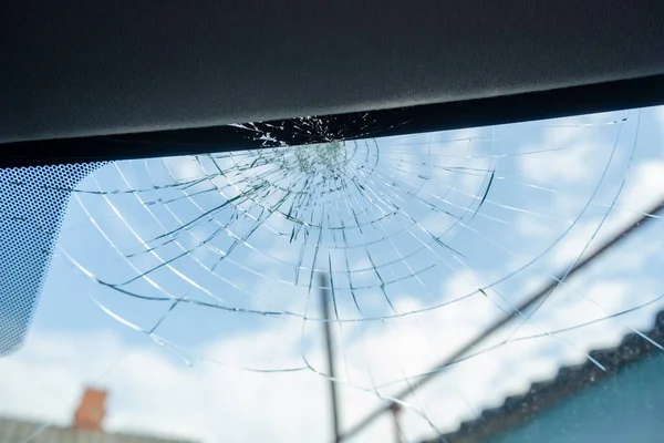 Broken Windshield Lot Cracks Small Glass Pieces Damaged Car — Stock Photo, Image