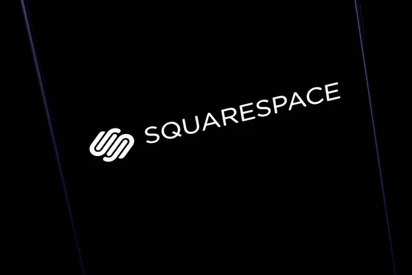 Foto Editorial Sobre Tema Squarespace Foto Ilustrativa Para Noticias Sobre —  Fotos de Stock