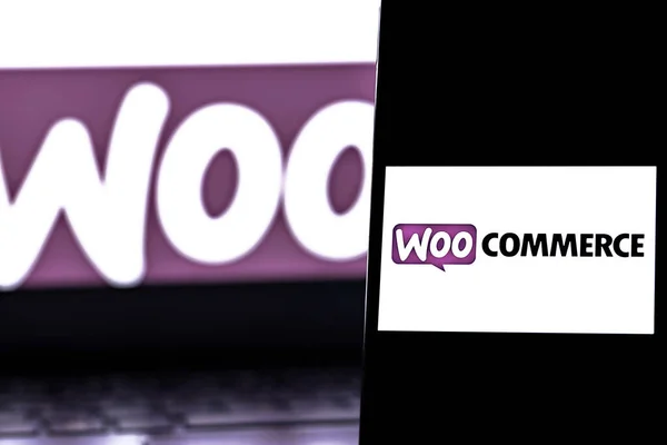 WooCommerce temalı editör fotoğrafı. WooCommerce hakkındaki haberler için resimli fotoğraf - WordPress için açık kaynaklı bir e-ticaret eklentisi
